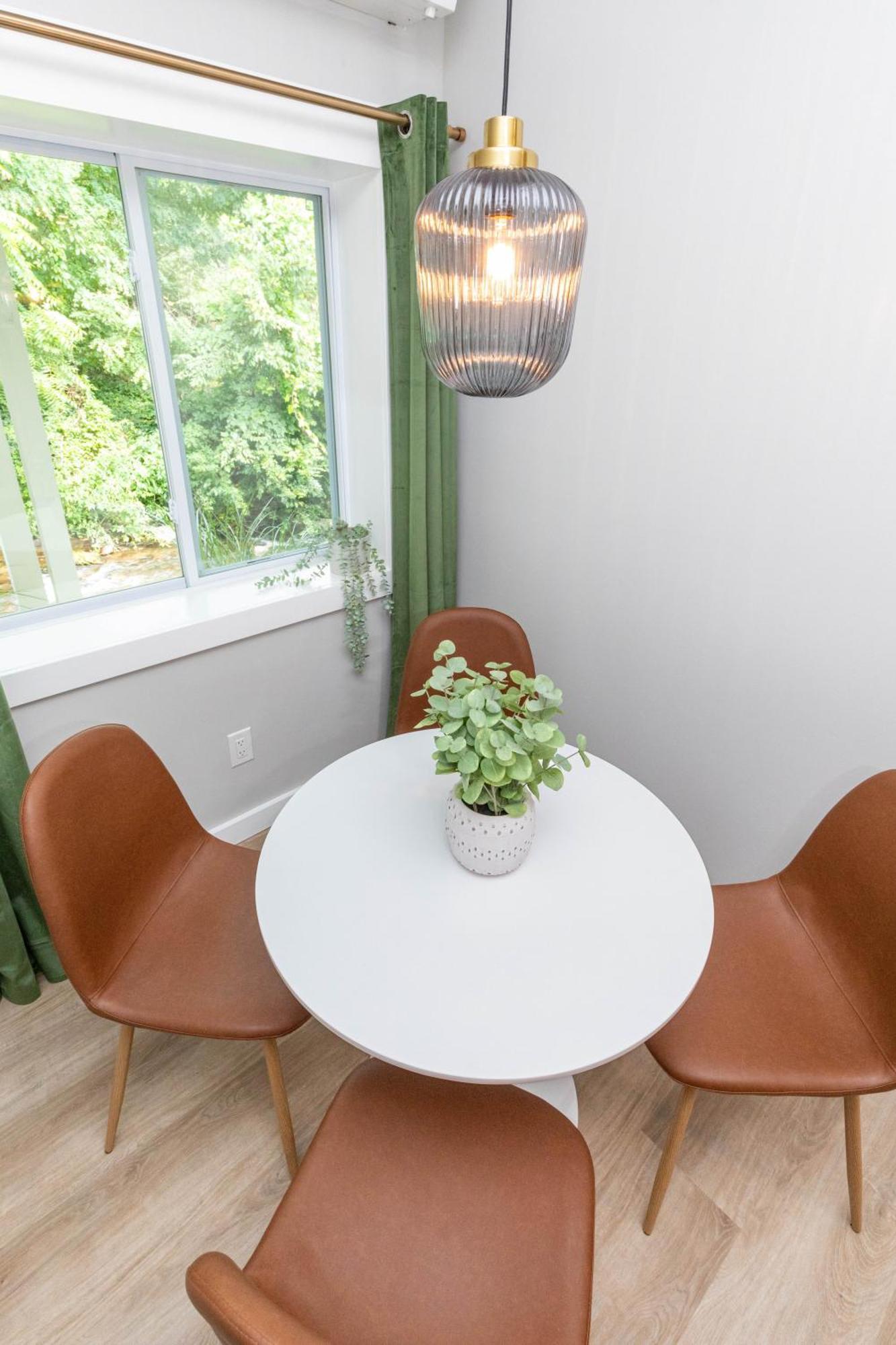 Dogwood Boutique Motel 매기 벨리 외부 사진